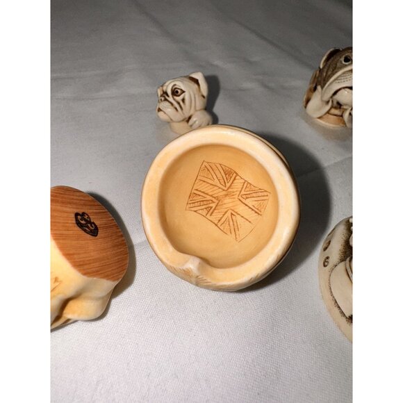 Harmony Kingdom Bulldog Figurine trinket box Hidden Compartment British Flag Det - Picture 5 of 10